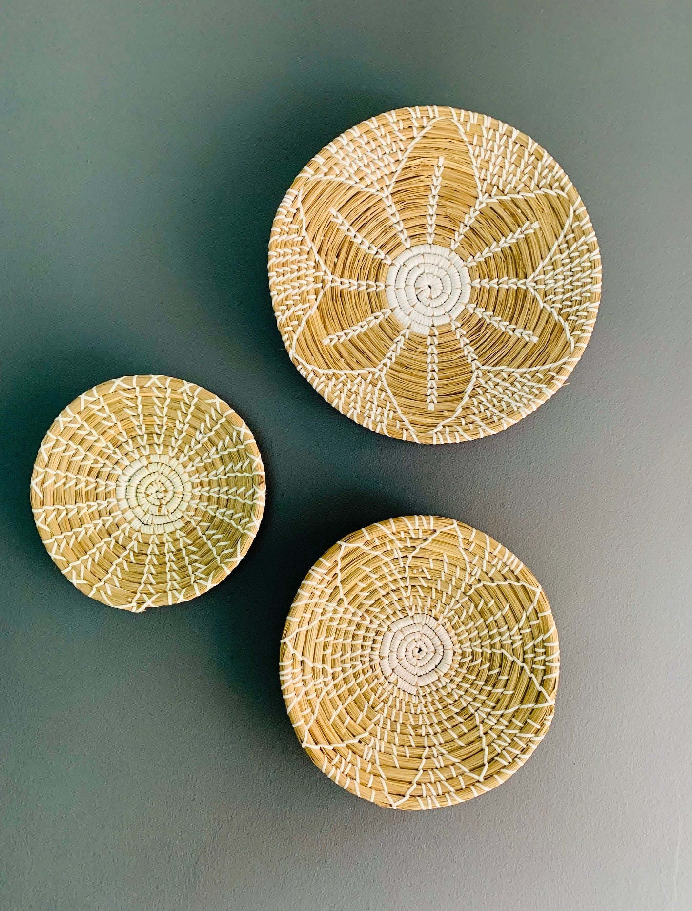 Handwoven Seagrass Baskets, Natural and White, Round Decorative Wall Decor, Set of 3 - Sub Urban Decor
